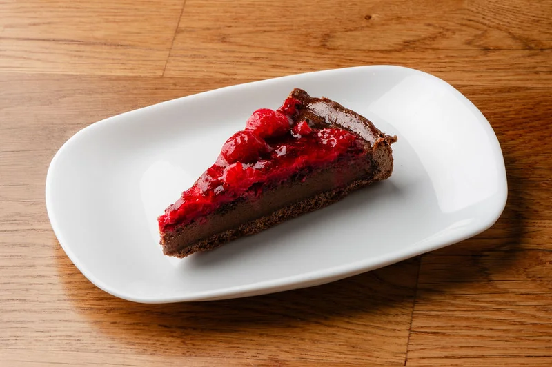 Csokoládé málna torta 1 Csokoládé málna torta