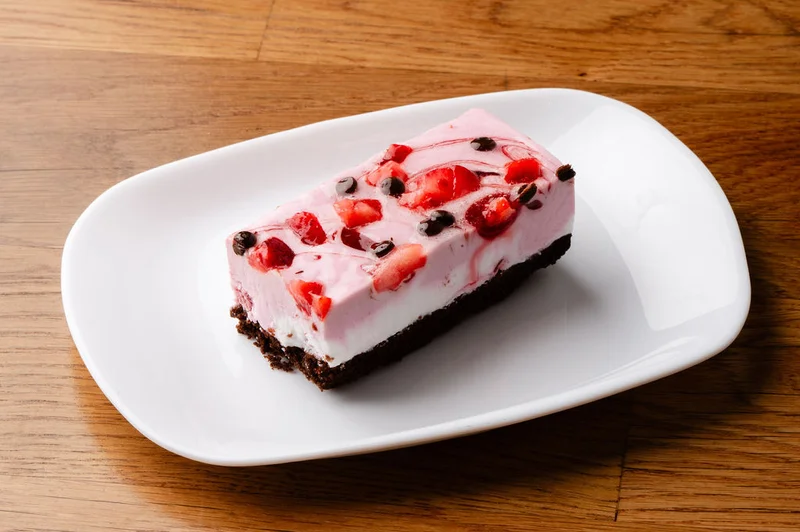 Vegán epres gyümölcstorta 1 Vegán epres gyümölcstorta